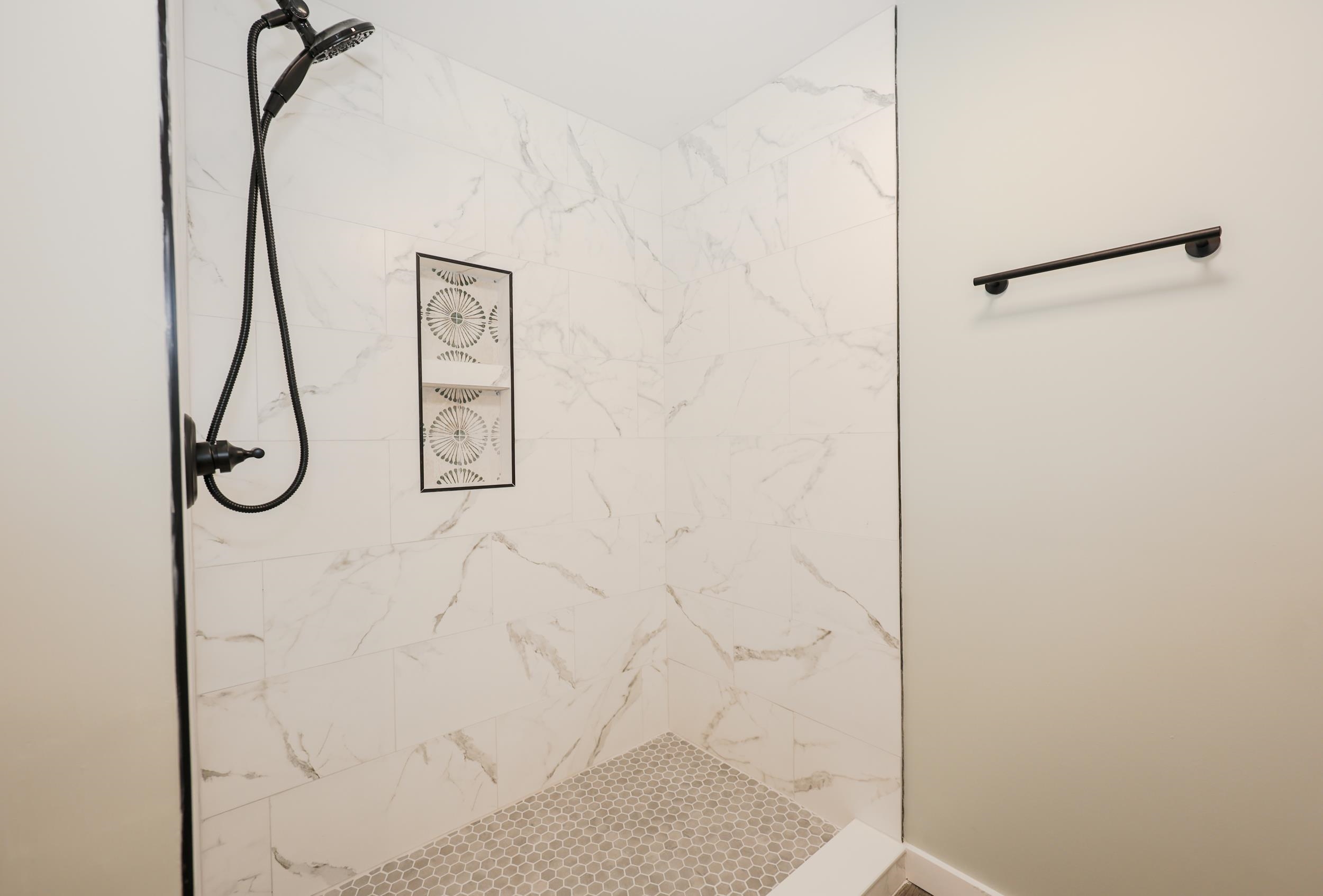 32 Old Bedford Road Bedford, NH 03110 - Photo 15 of 28