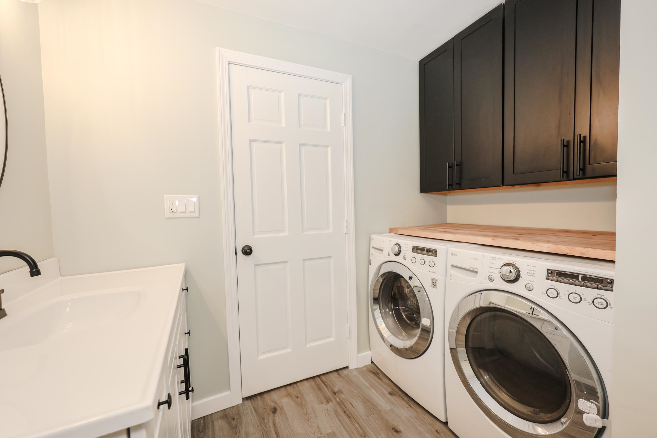 32 Old Bedford Road Bedford, NH 03110 - Photo 16 of 28