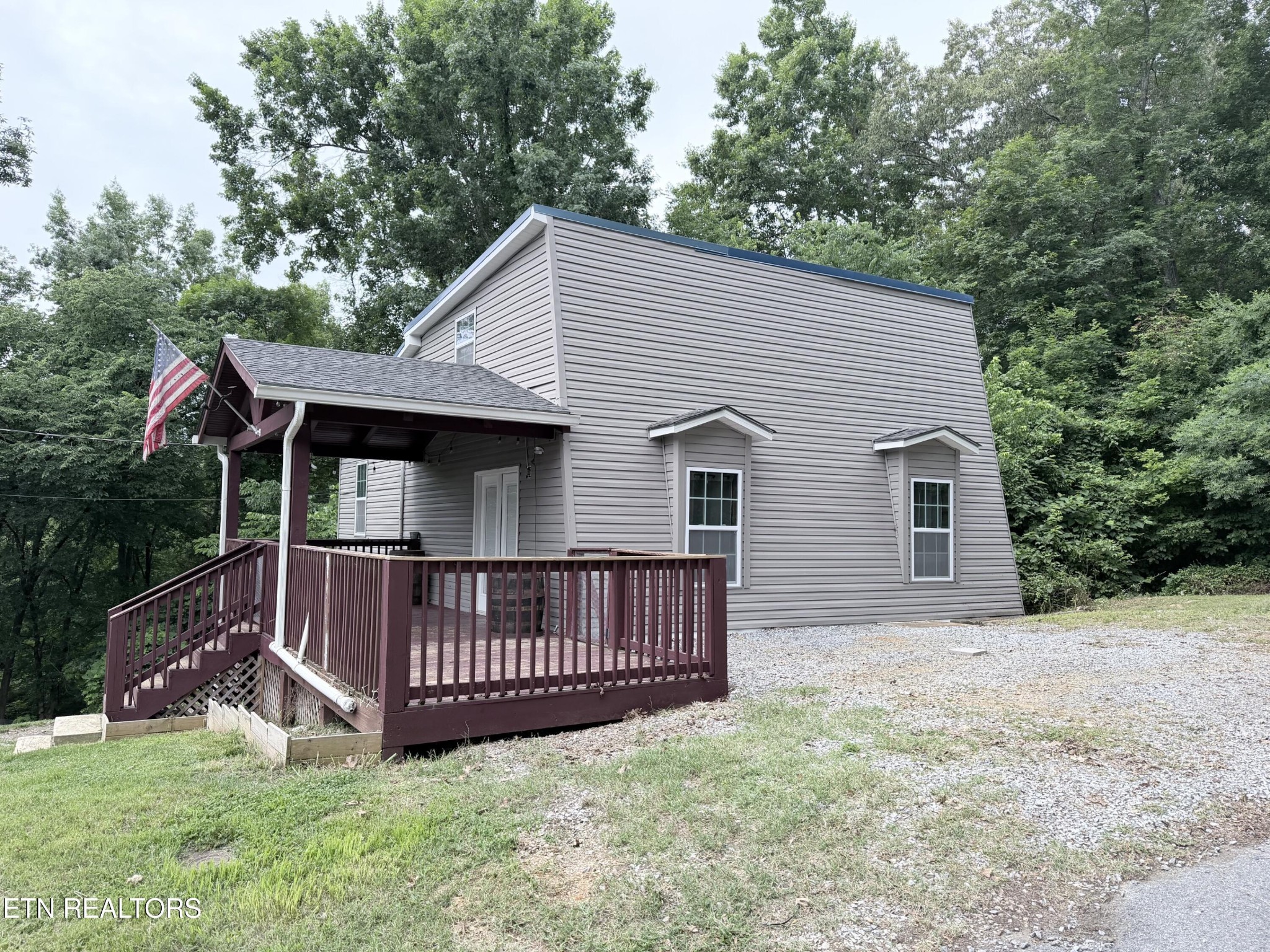 913 Topside Road Sevierville, TN 37862 - Photo 26 of 28 Gallery Image 26