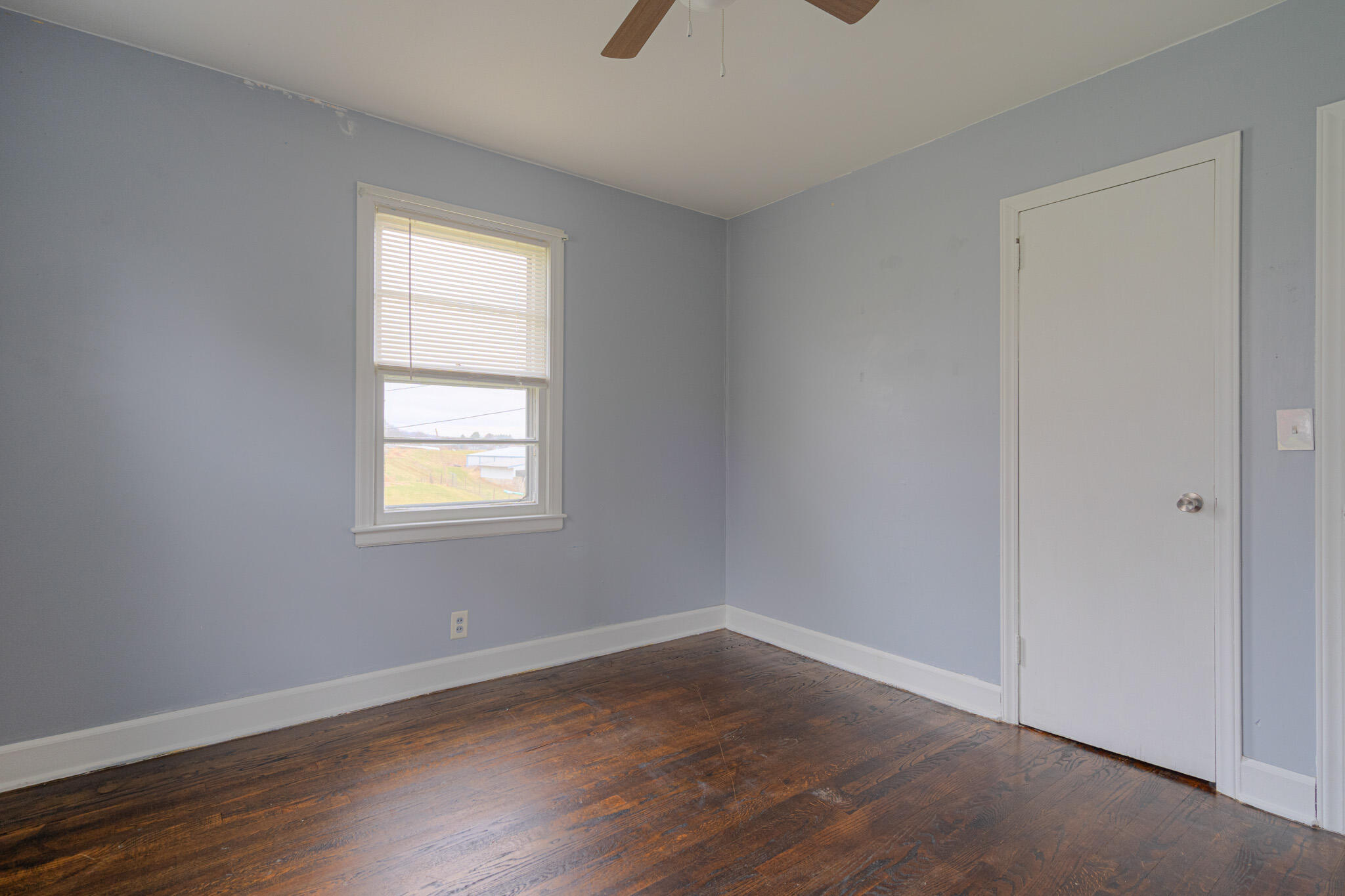 5610 Alum Spring Road Pulaski, VA 24301 - Photo 14 of 17 5610_AlumSpring_Web-14