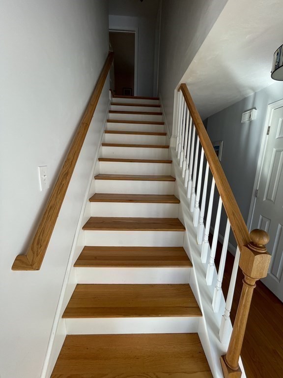 32 Birch Way Mashpee, MA 02649 - Photo 12 of 31 a view of entryway