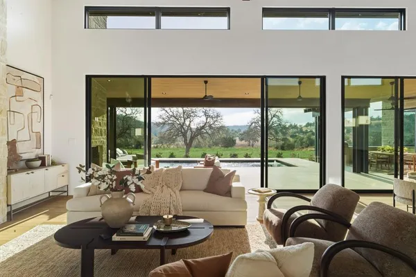 $5,985,000 | 82 Presidio Ridge Drive, Fredericksburg, TX 78624