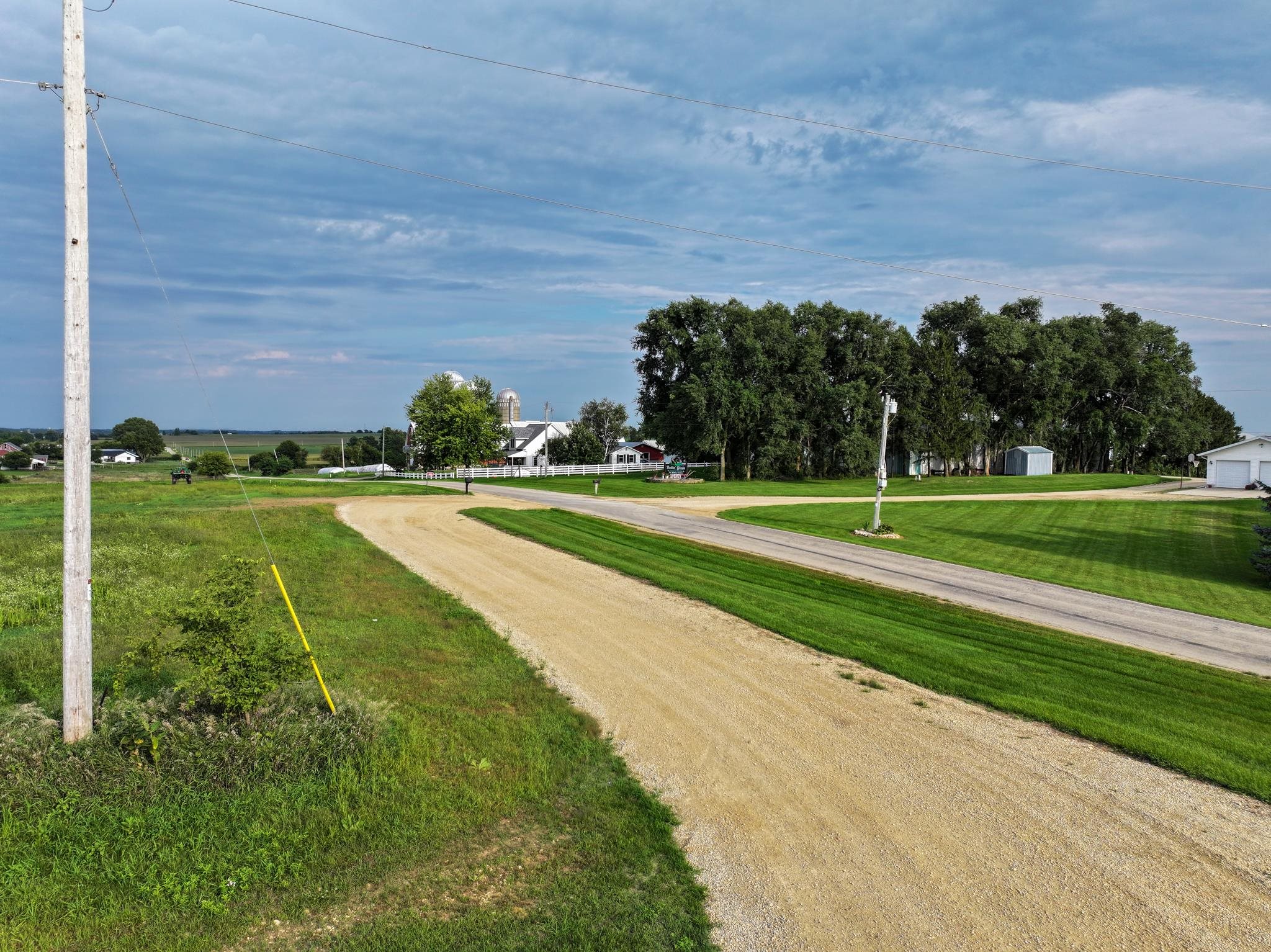 W450 Elmer Road Brooklyn, WI 53521 - Photo 75 of 83 Gallery Image 75
