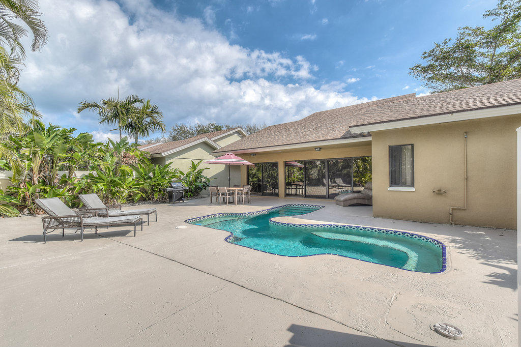 140 Cape Pointe Circle Jupiter, FL 33477 - Photo 19 of 24 Exterior