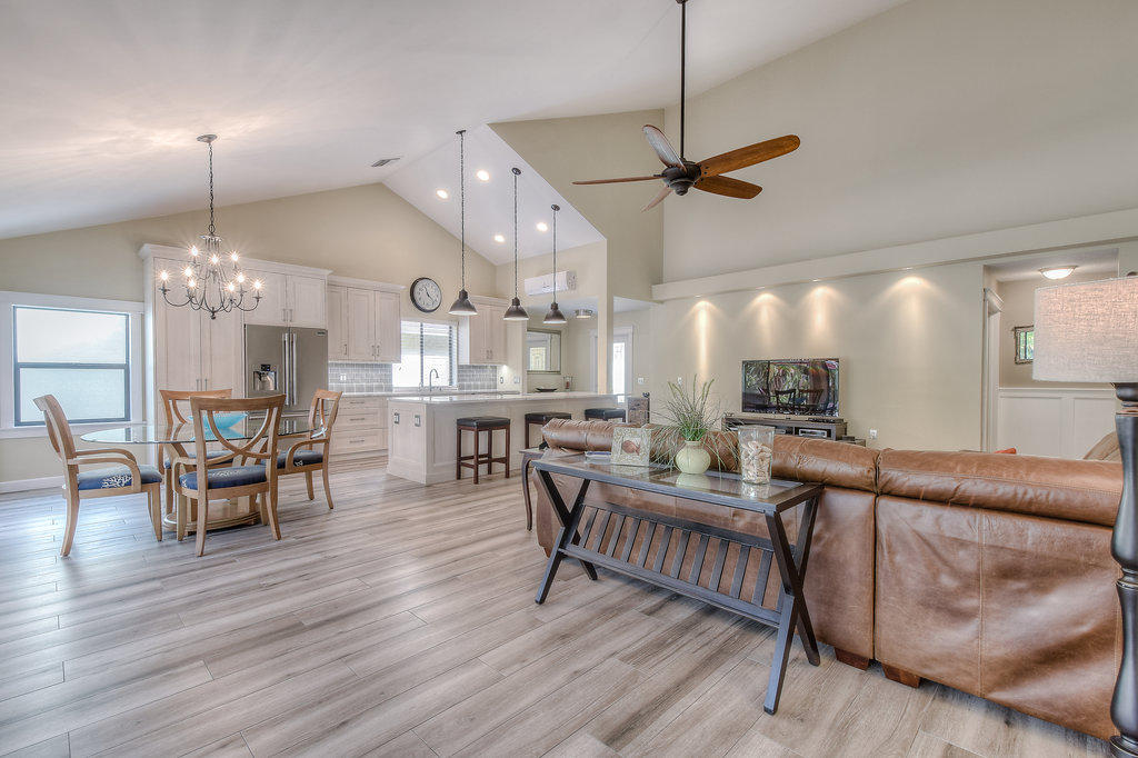 140 Cape Pointe Circle Jupiter, FL 33477 - Photo 6 of 24 Great Room