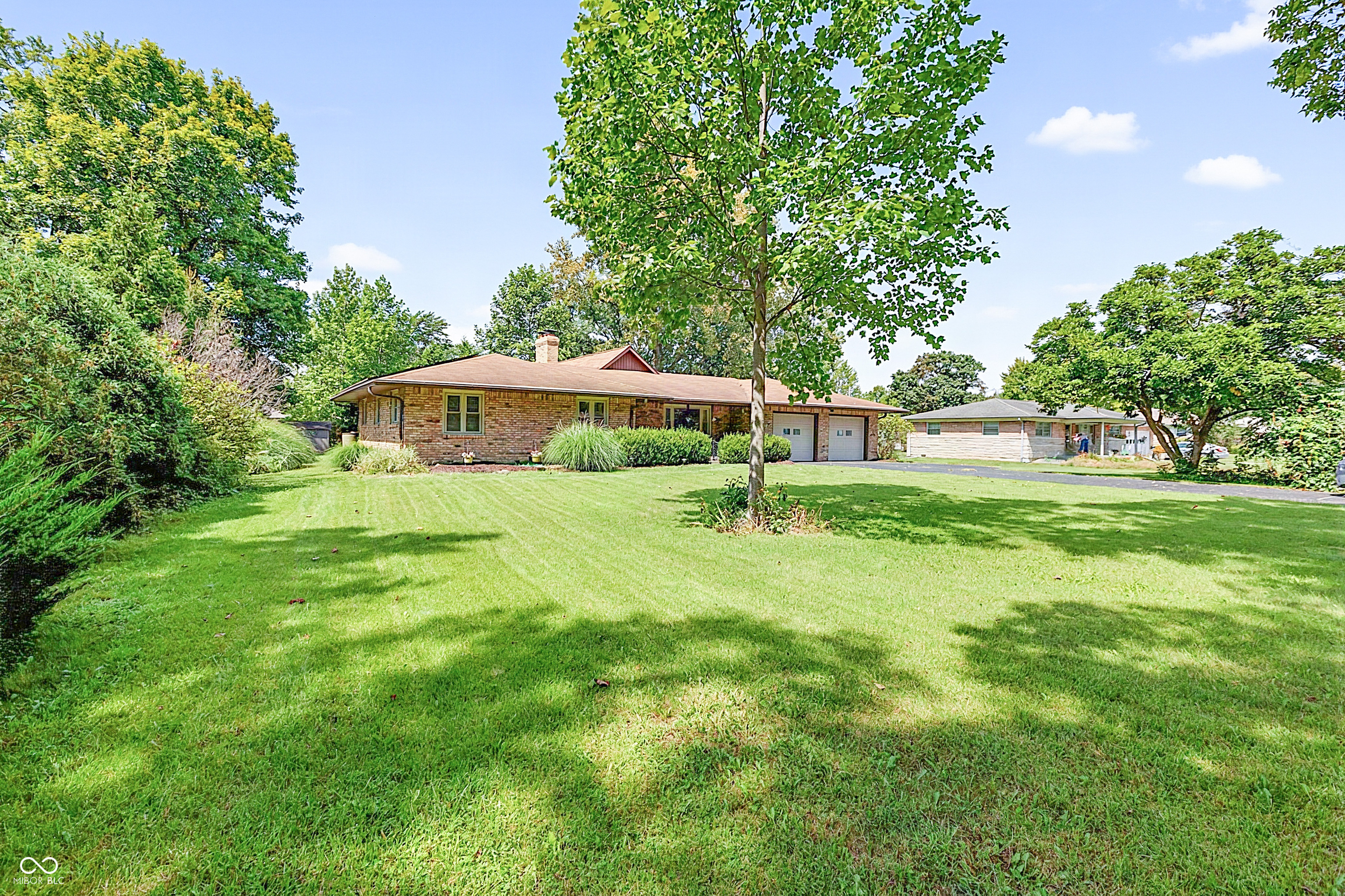 5626 Boy Scout Road Indianapolis, IN 46226 - Photo 4 of 53 Gallery Image 4