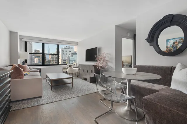 $5,100 | 7 East 14th Street, Unit 1416 | Flatiron