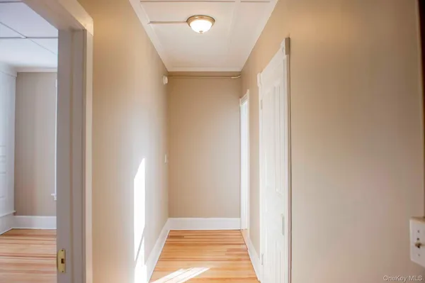 $2,600 | 3212 Franklin Avenue, Unit 2, Millbrook, NY 12545