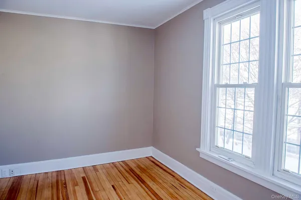 $2,600 | 3212 Franklin Avenue, Unit 2, Millbrook, NY 12545