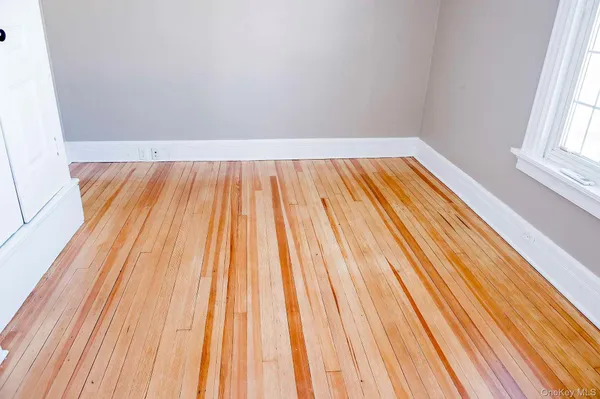 $2,600 | 3212 Franklin Avenue, Unit 2, Millbrook, NY 12545