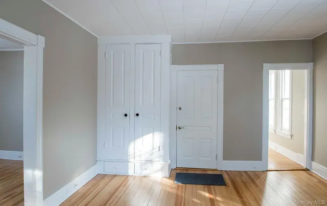 $2,800 | 3212 Franklin Avenue, Unit 2, Millbrook, NY 12545