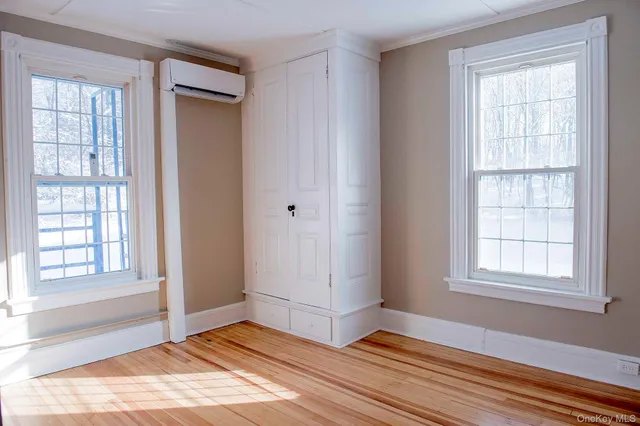 $2,800 | 3212 Franklin Avenue, Unit 2, Millbrook, NY 12545