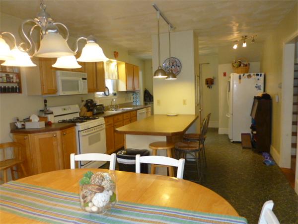 17 Gillette Avenue Springfield, MA 01118 - Photo 12 of 20 Gallery Image 12