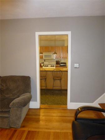 17 Gillette Avenue Springfield, MA 01118 - Photo 9 of 20 Gallery Image 9