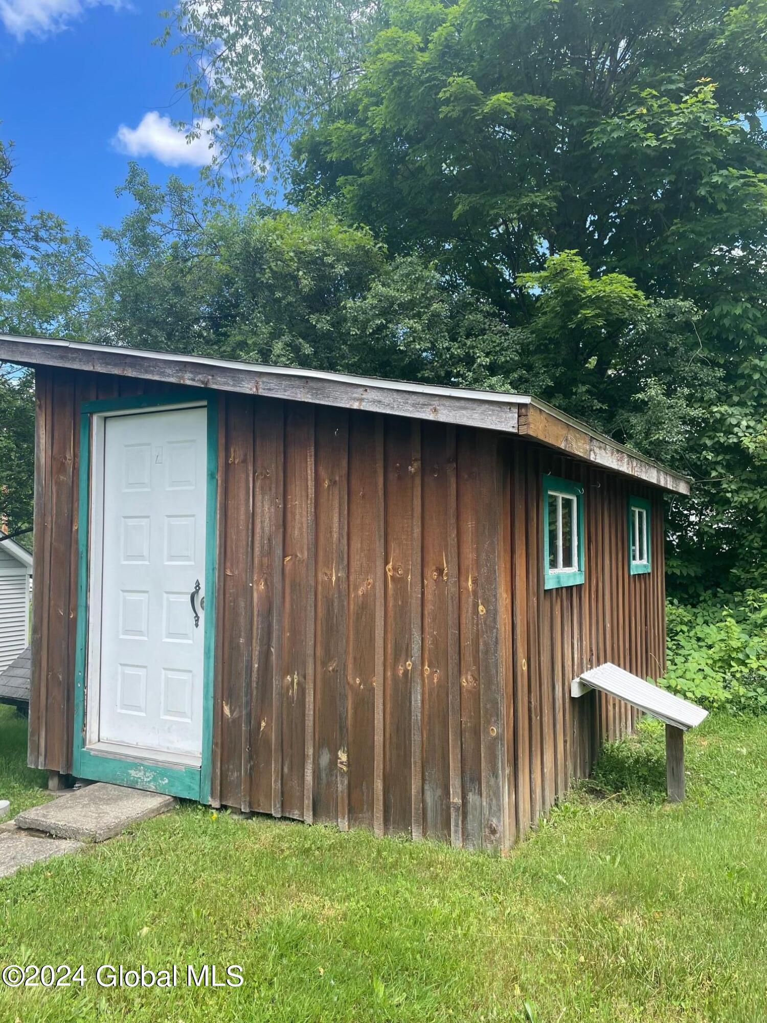 1379 Aquetuck Road New Baltimore, NY 12143 - Photo 18 of 23 IMG_6364