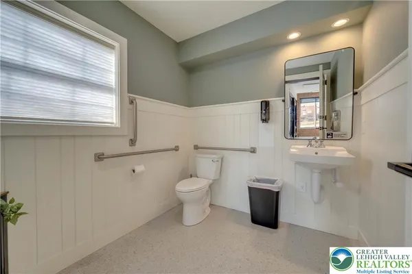 $675,000 | 67 Park Avenue, Wind Gap, PA 18091