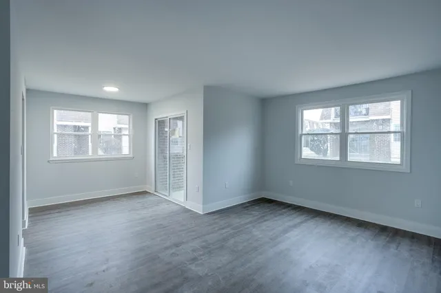 $2,000 | 20-3 Florence Tollgate, Florence, NJ 08518