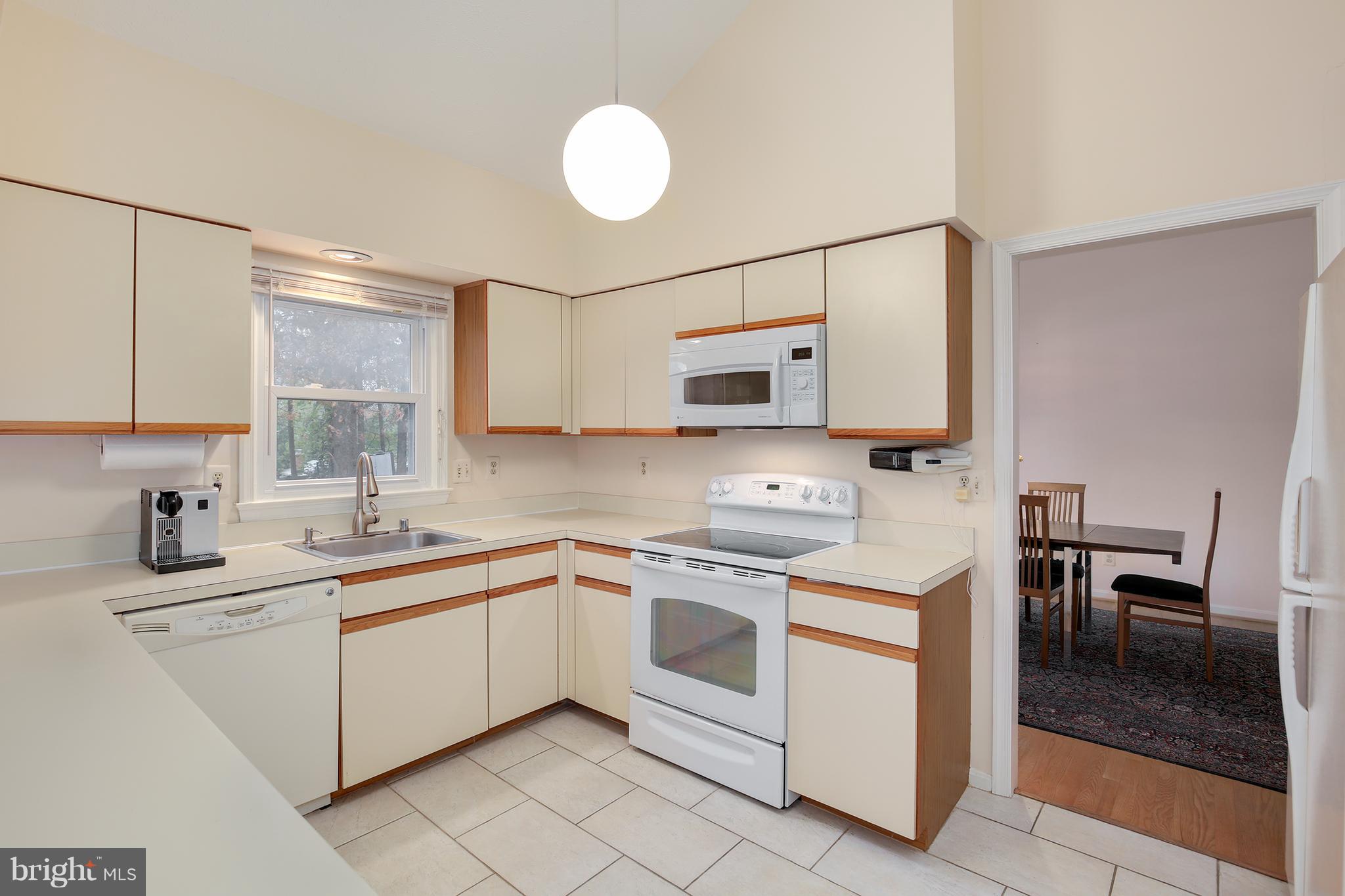 716 Kersey Road Silver Spring, MD 20902 - Photo 12 of 33 Gallery Image 12
