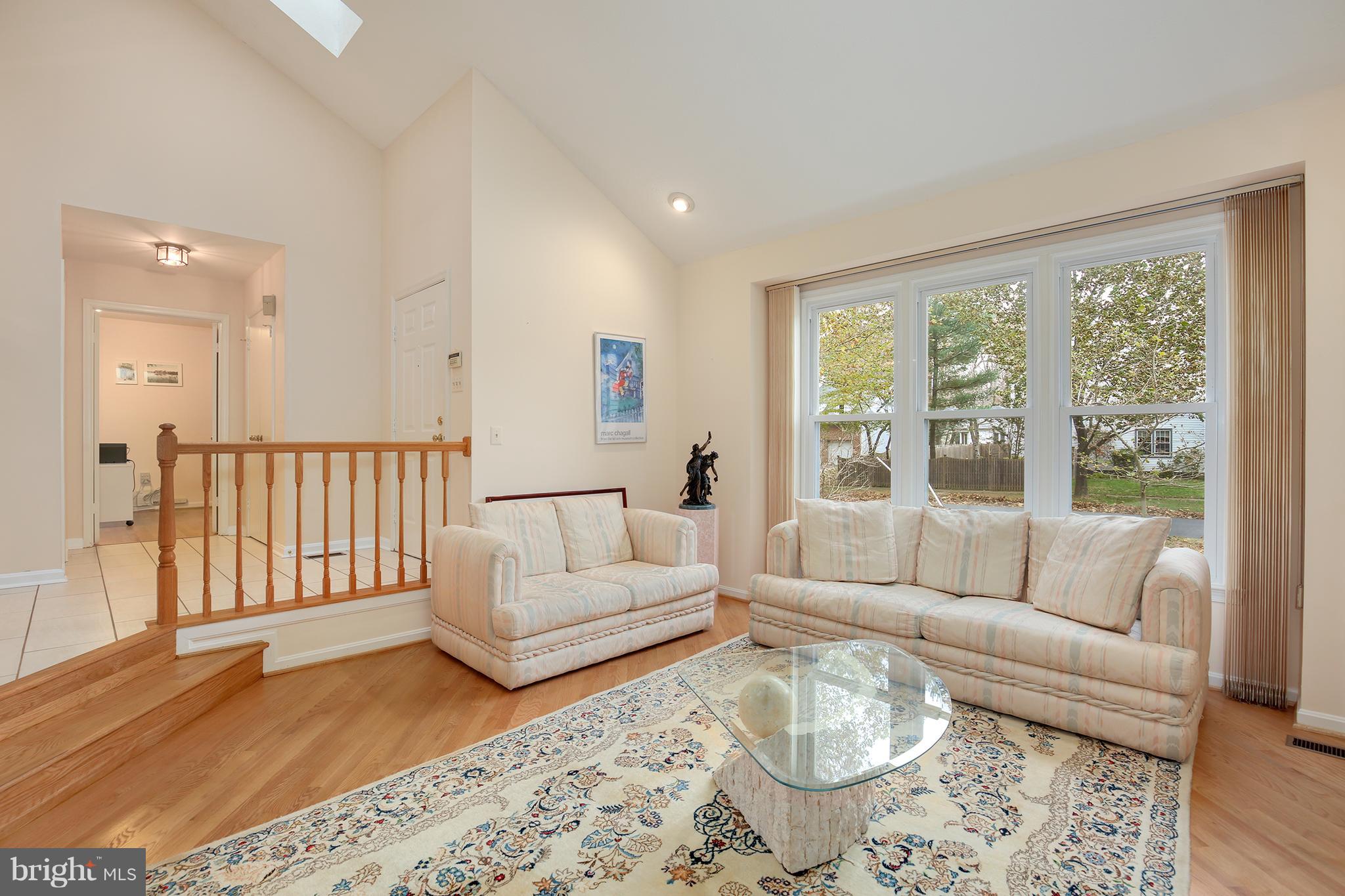 716 Kersey Road Silver Spring, MD 20902 - Photo 8 of 33 Gallery Image 8