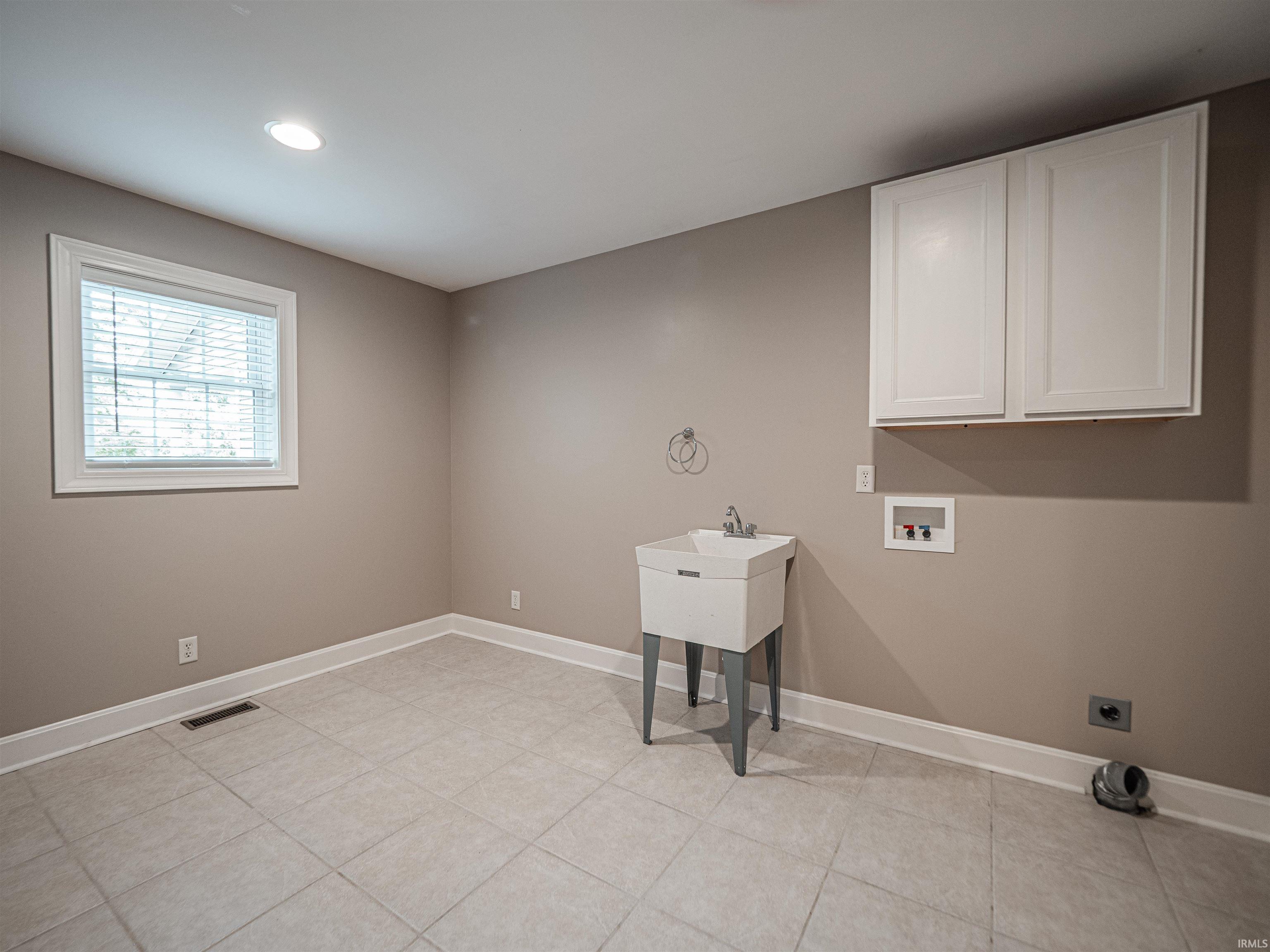 509 Clutter Road Lynnville, IN 47619 - Photo 29 of 36 Gallery Image 29