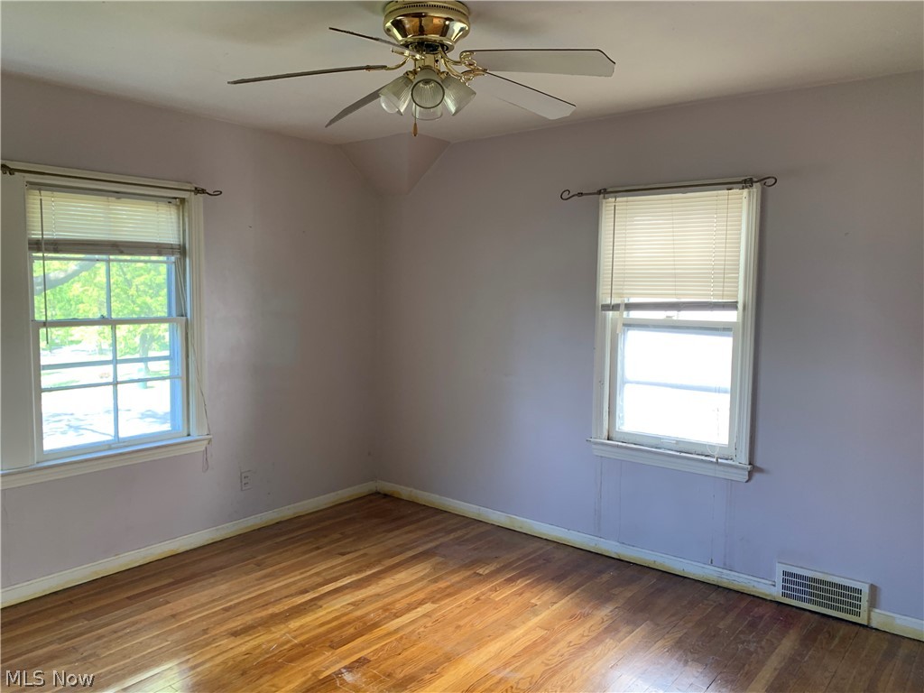 3742 Silsby Road Cleveland, OH 44118 - Photo 9 of 22 Gallery Image 9