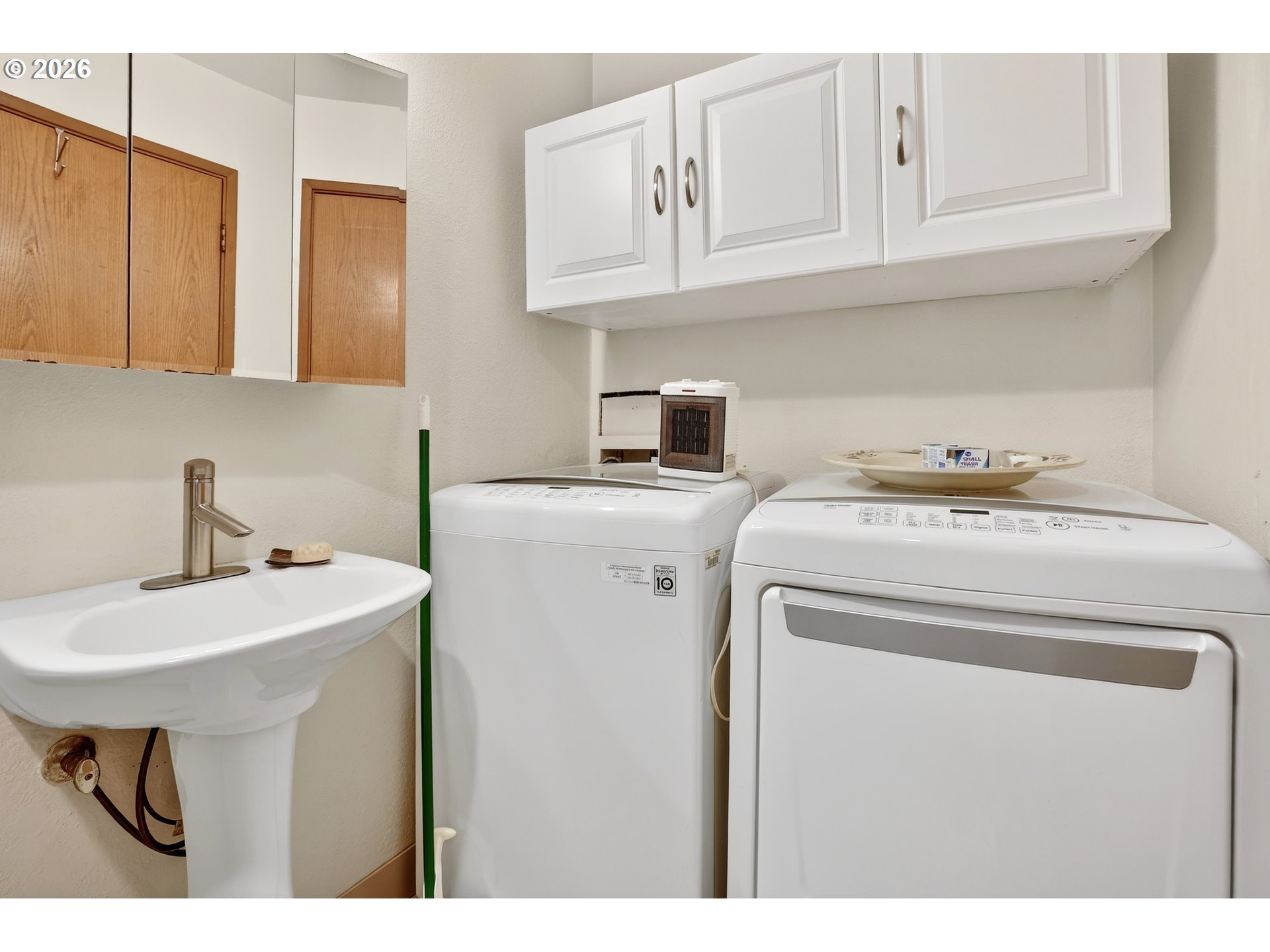 50350 Cowens Road, Unit 39 Scappoose, OR 97056 - Photo 16 of 41 Laundry