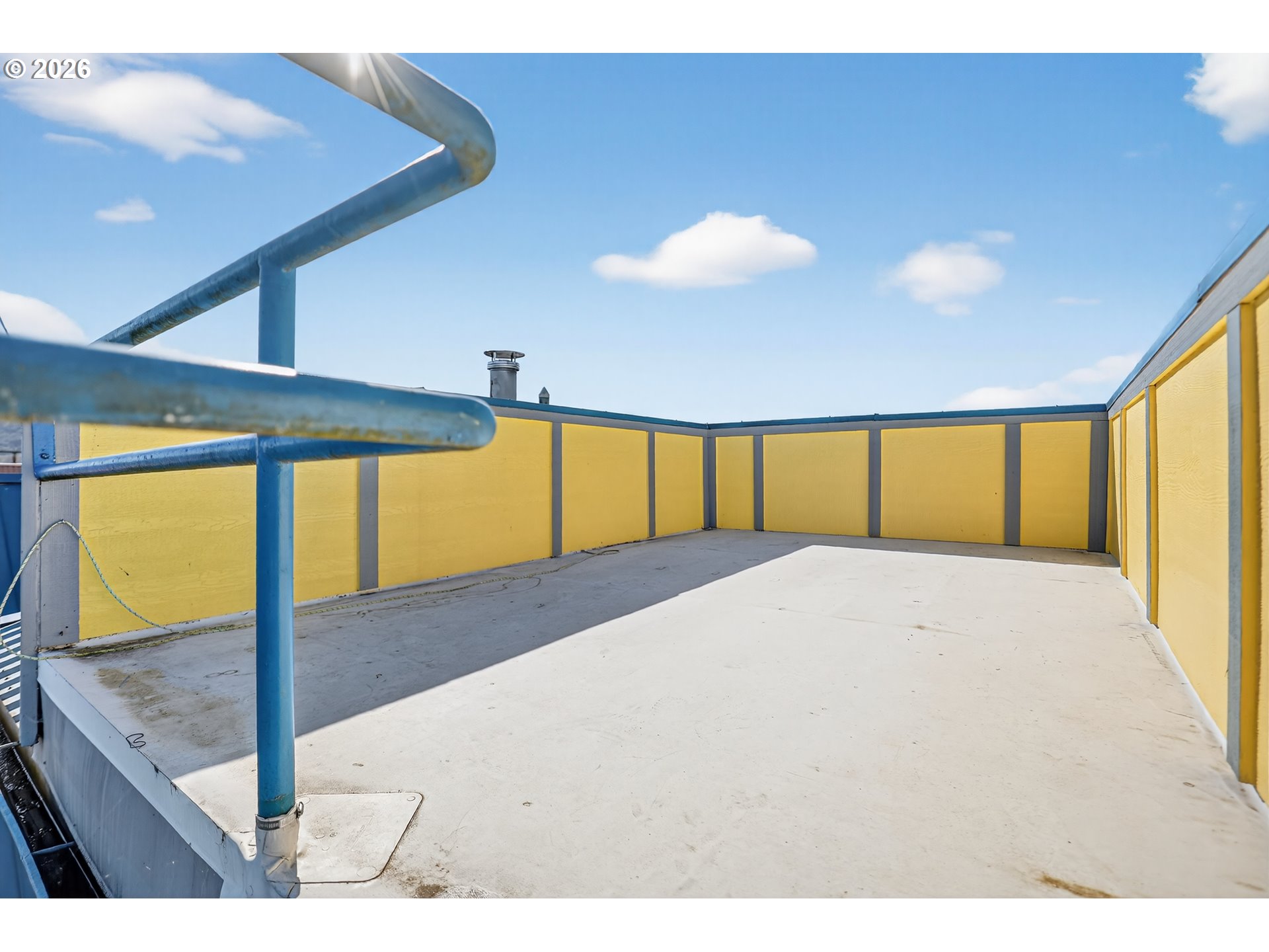 50350 Cowens Road, Unit 39 Scappoose, OR 97056 - Photo 30 of 41 Deck