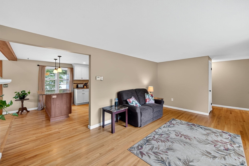 95 Albemarle Road Longmeadow, MA 01106 - Photo 8 of 33 Gallery Image 8