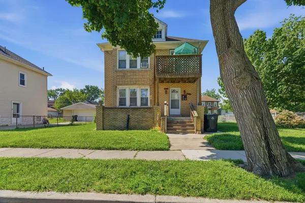 $230,000 | 153 Clinton Street, Wyandotte, MI 48192