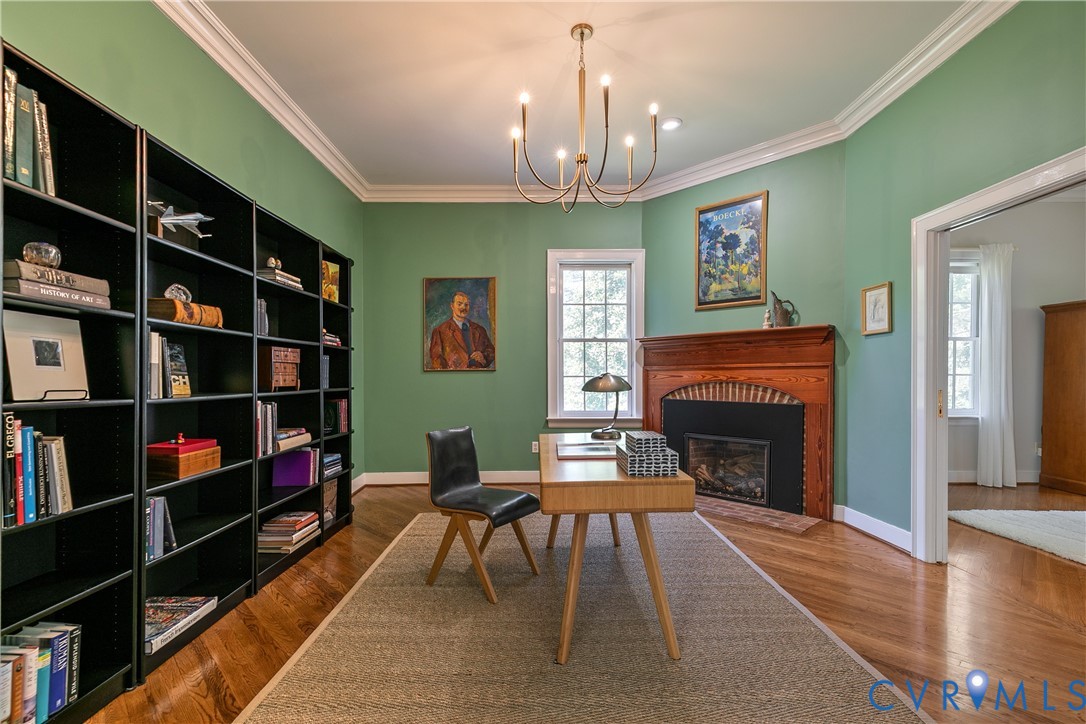 912 South Gaskins Road Henrico, VA 23238 - Photo 21 of 49 Library/office with fireplace
