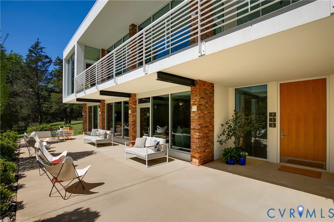 912 South Gaskins Road Henrico, VA 23238 - Photo 7 of 49 Expansive outdoor terraces