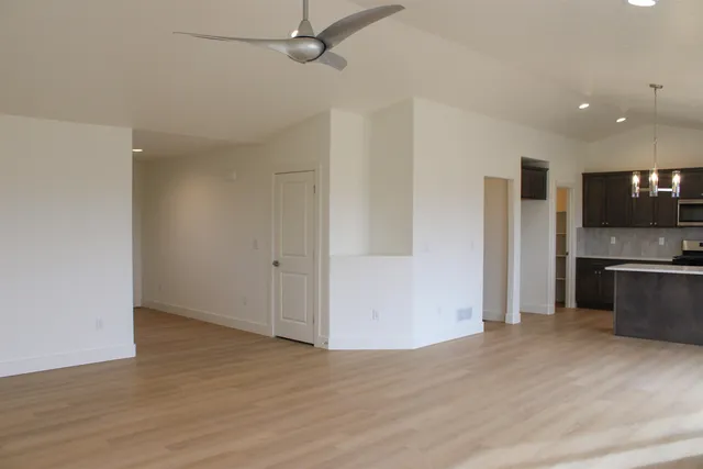 $638,500 | 6570 Meadow Wind Way, Mills, WY 82604