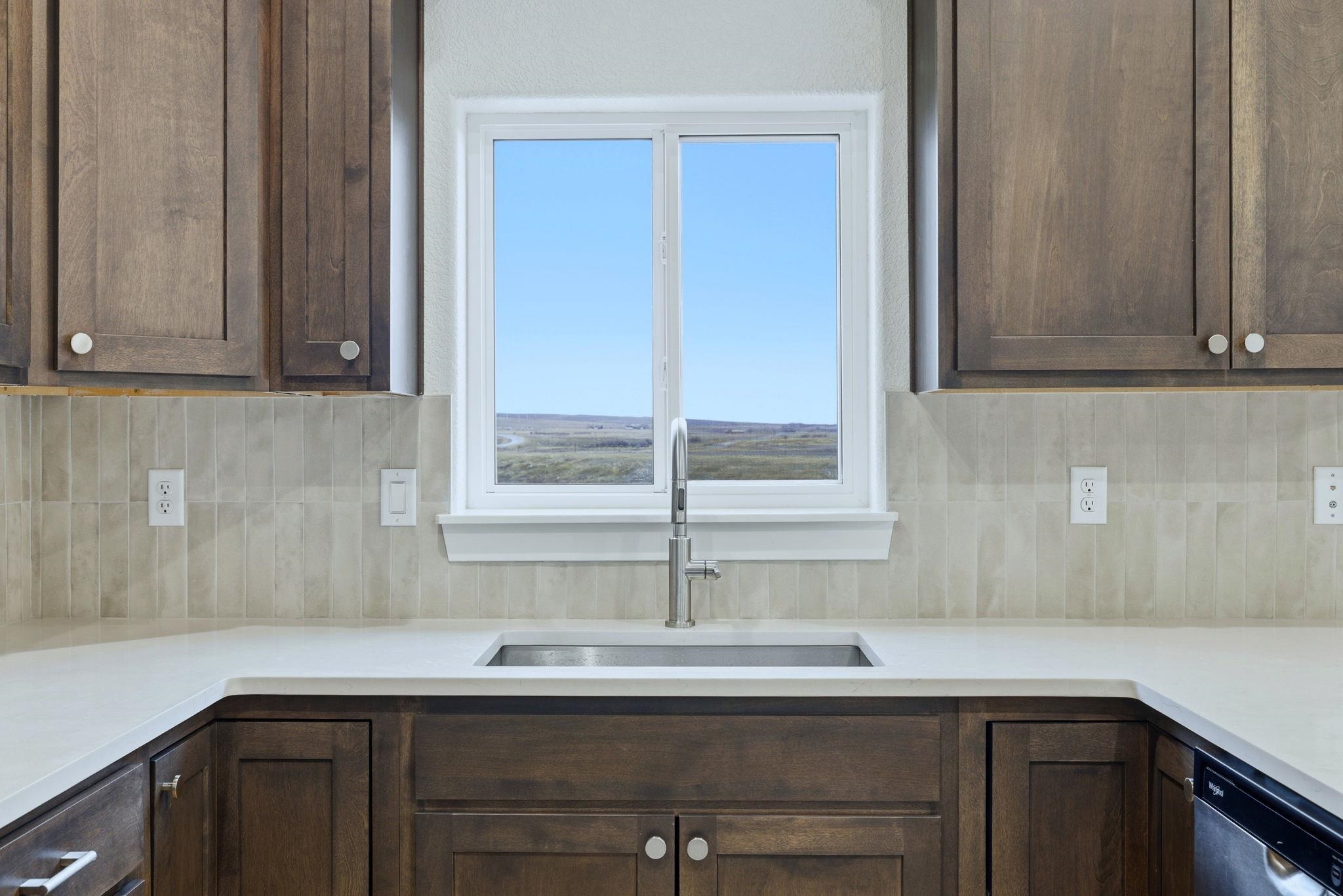 6570 Meadow Wind Way Mills, WY 82604 - Photo 5 of 30