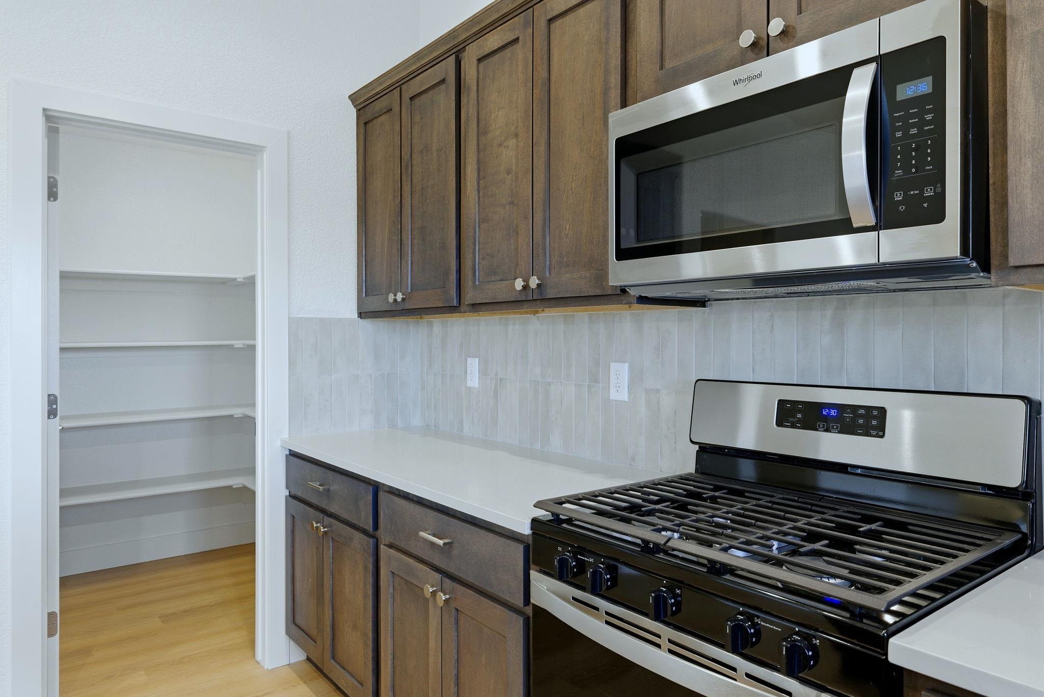 6570 Meadow Wind Way Mills, WY 82604 - Photo 6 of 30