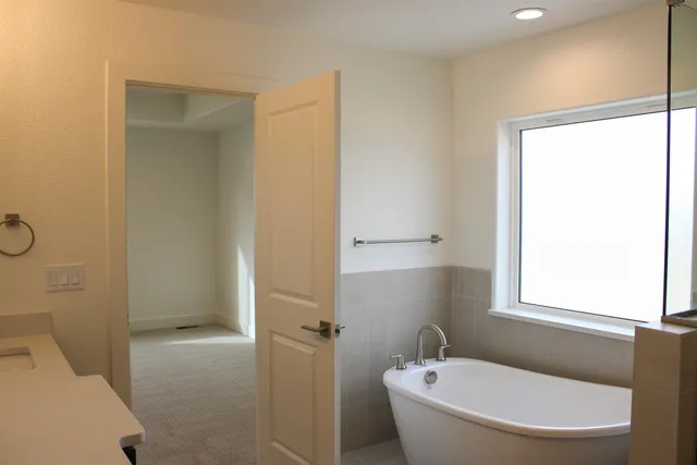 $638,500 | 6570 Meadow Wind Way, Mills, WY 82604