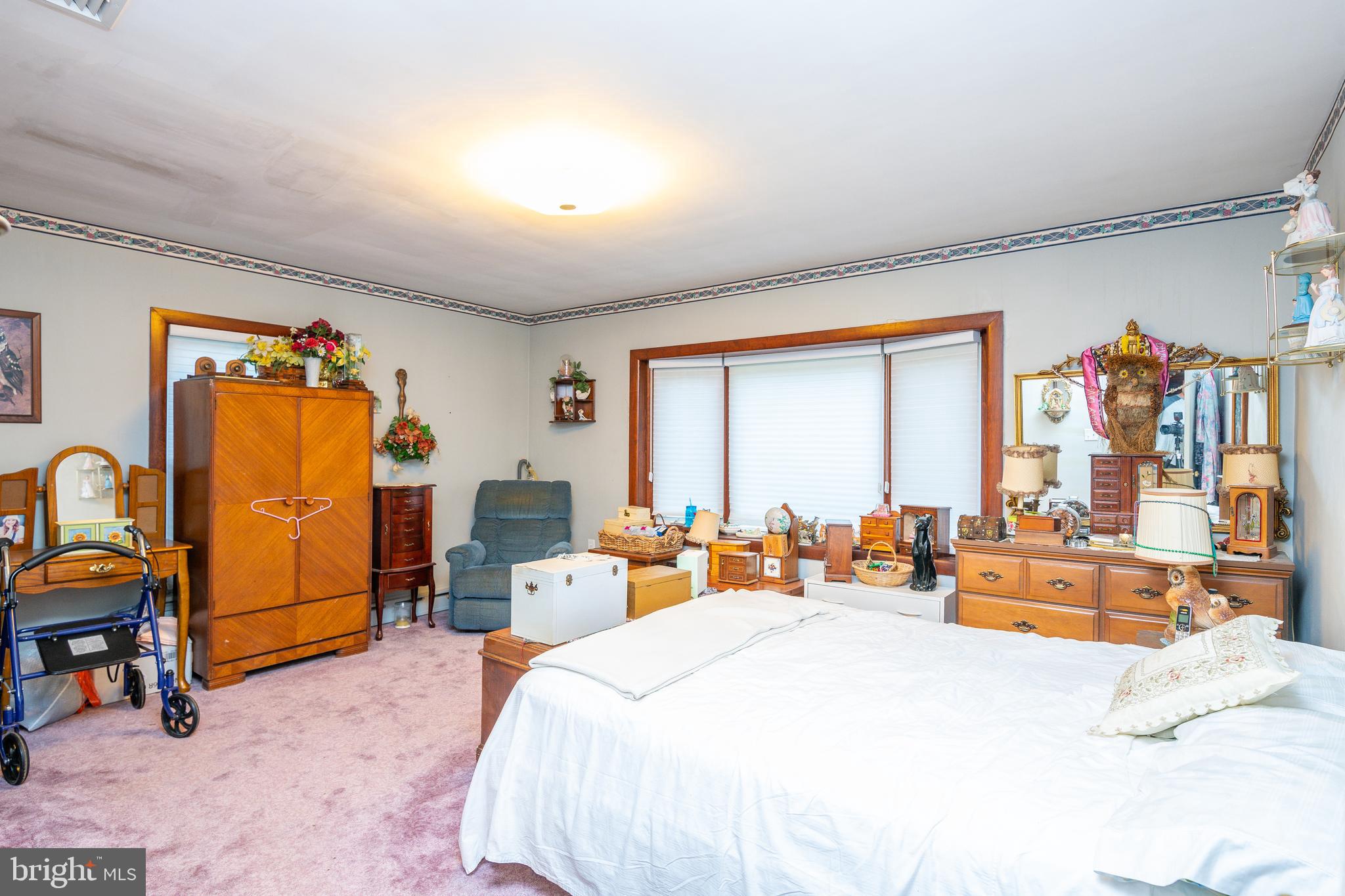 4836 Buckeye Road Emmaus, PA 18049 - Photo 16 of 25 Gallery Image 16