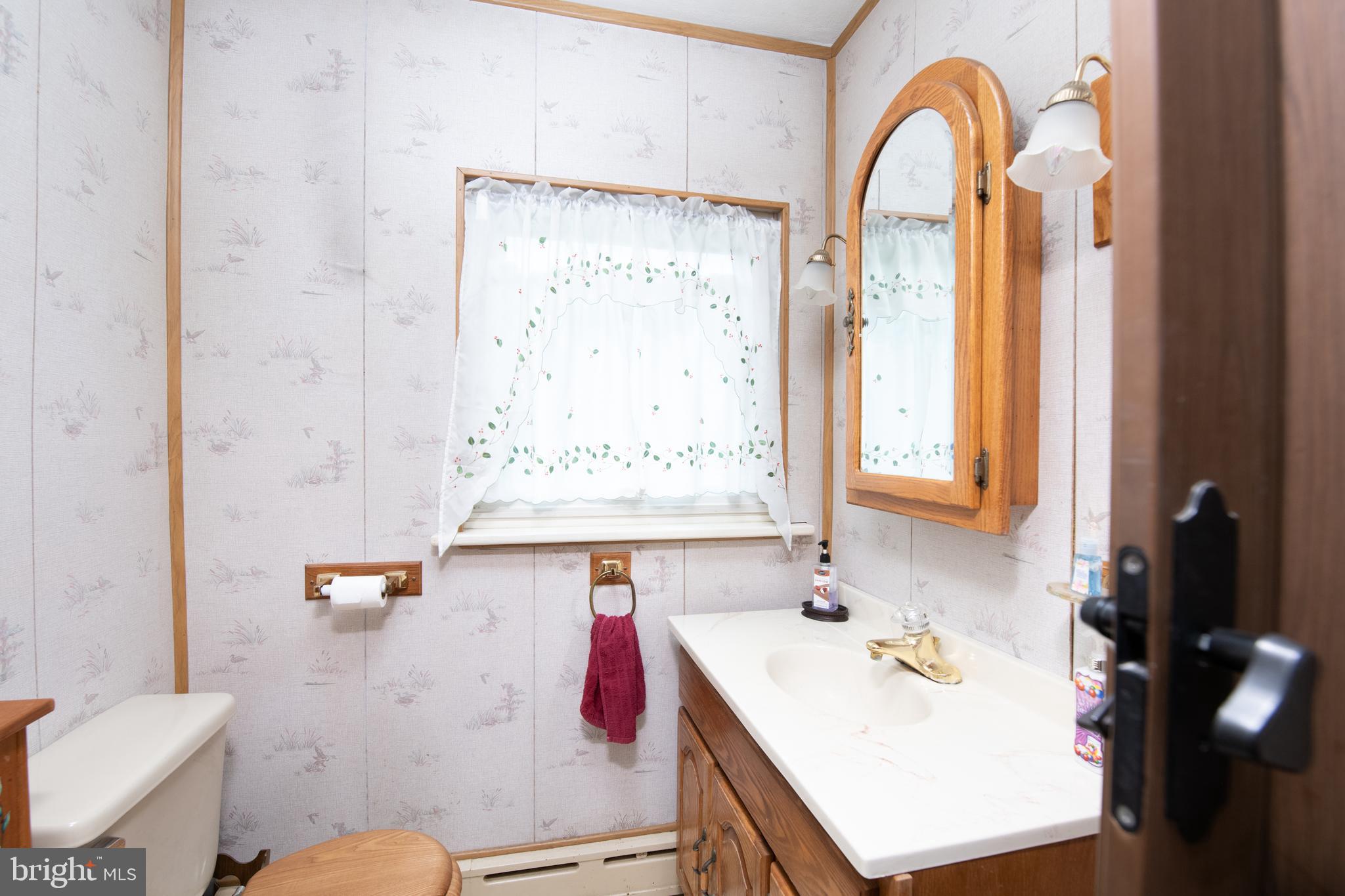 4836 Buckeye Road Emmaus, PA 18049 - Photo 17 of 25 Gallery Image 17