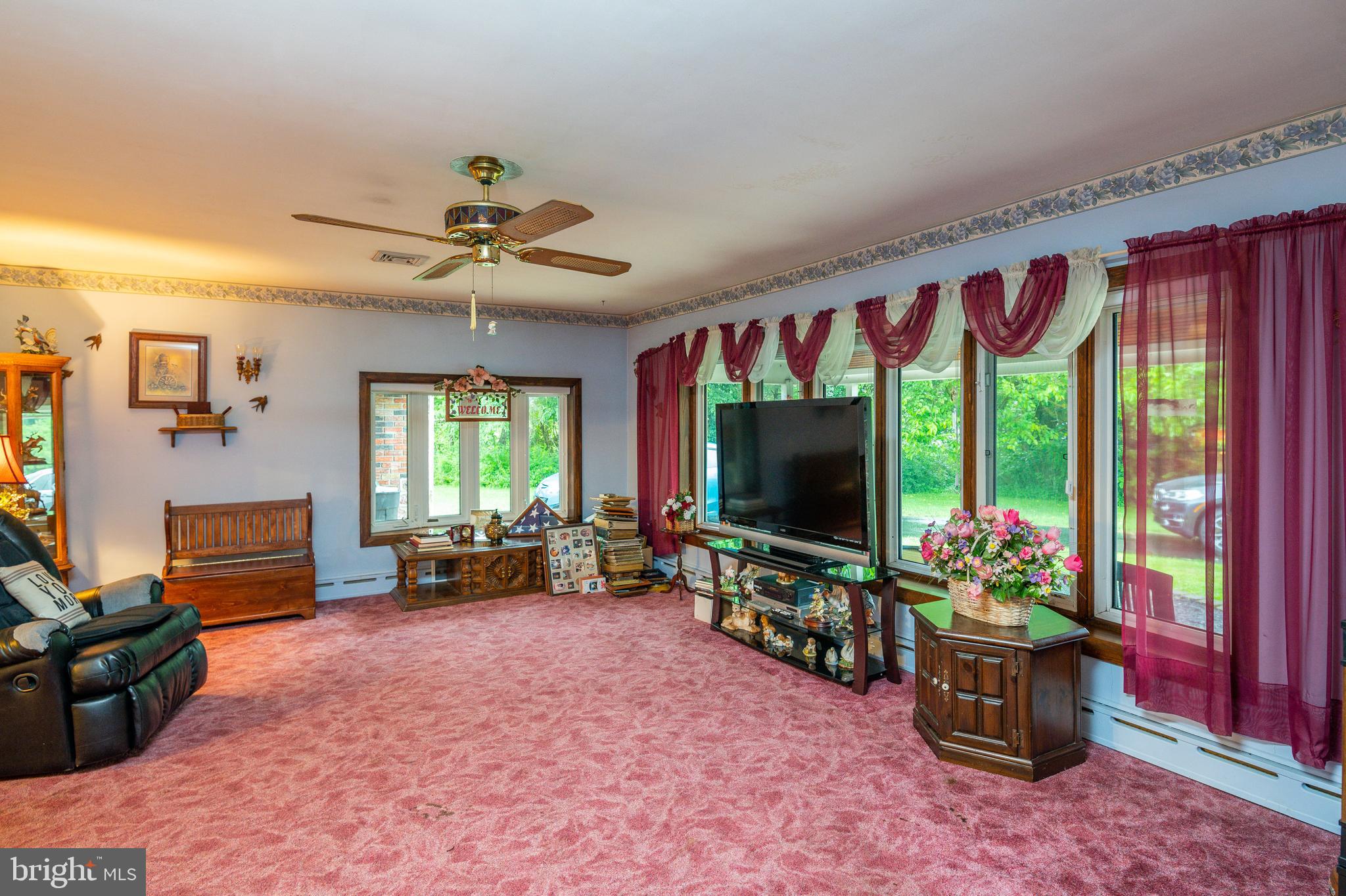 4836 Buckeye Road Emmaus, PA 18049 - Photo 3 of 25 Gallery Image 3