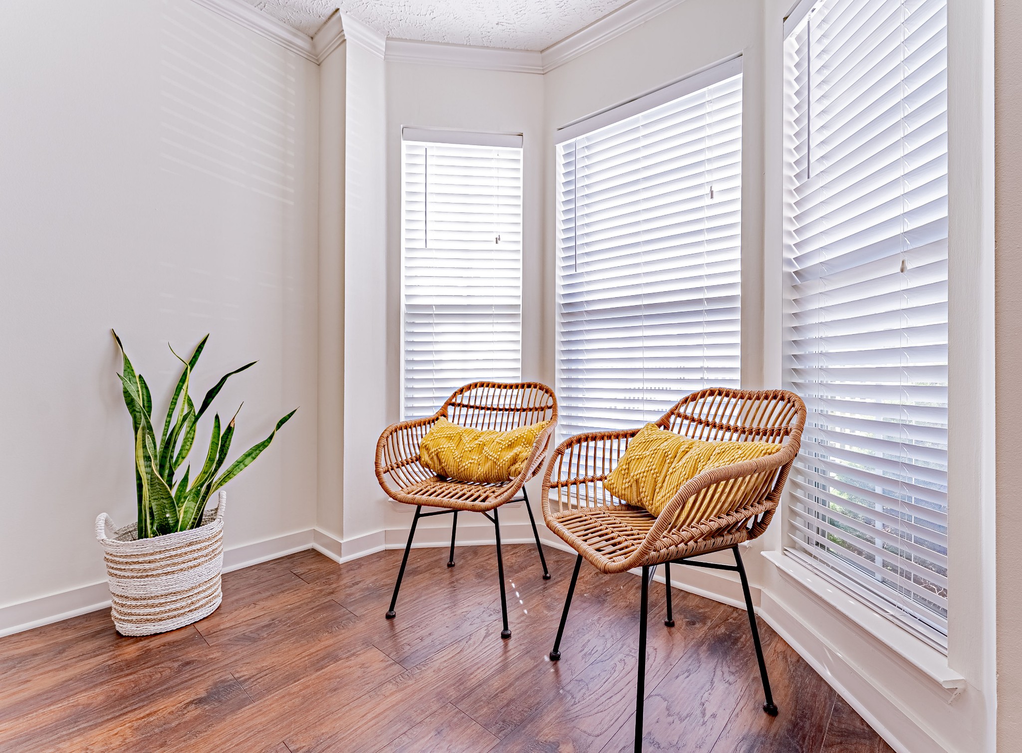 423 Compton Lane Franklin, TN 37069 - Photo 6 of 30 a dining room with furniture and wooden floor