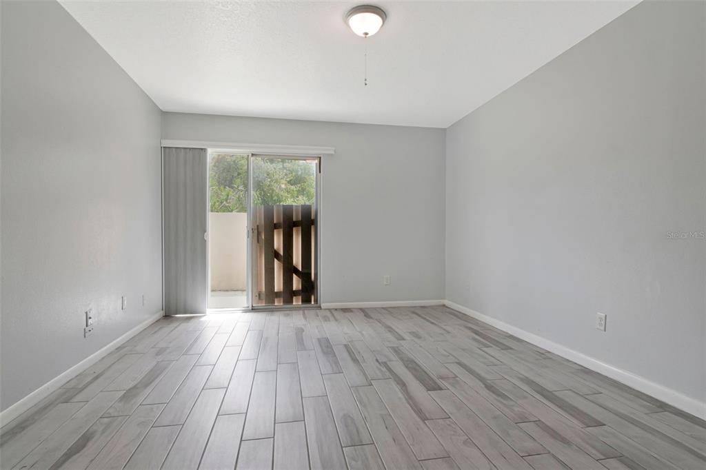 2284 Oak Neck Road, Unit F Clearwater, FL 33763 - Photo 27 of 53 Gallery Image 27