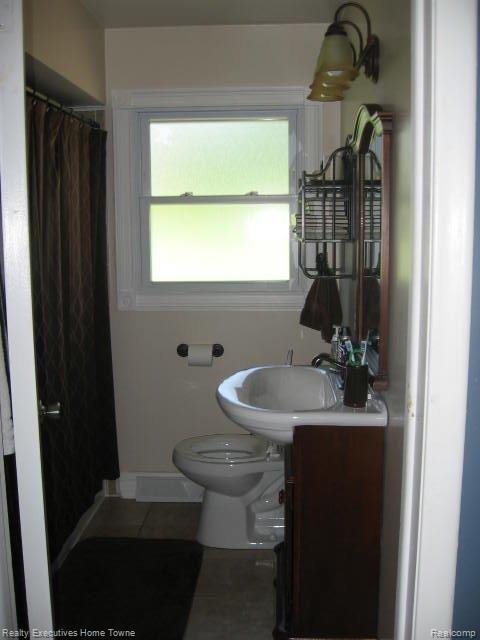 4921 Atkins Road North Street, MI 48049 - Photo 6 of 10 4921 Atkins bath