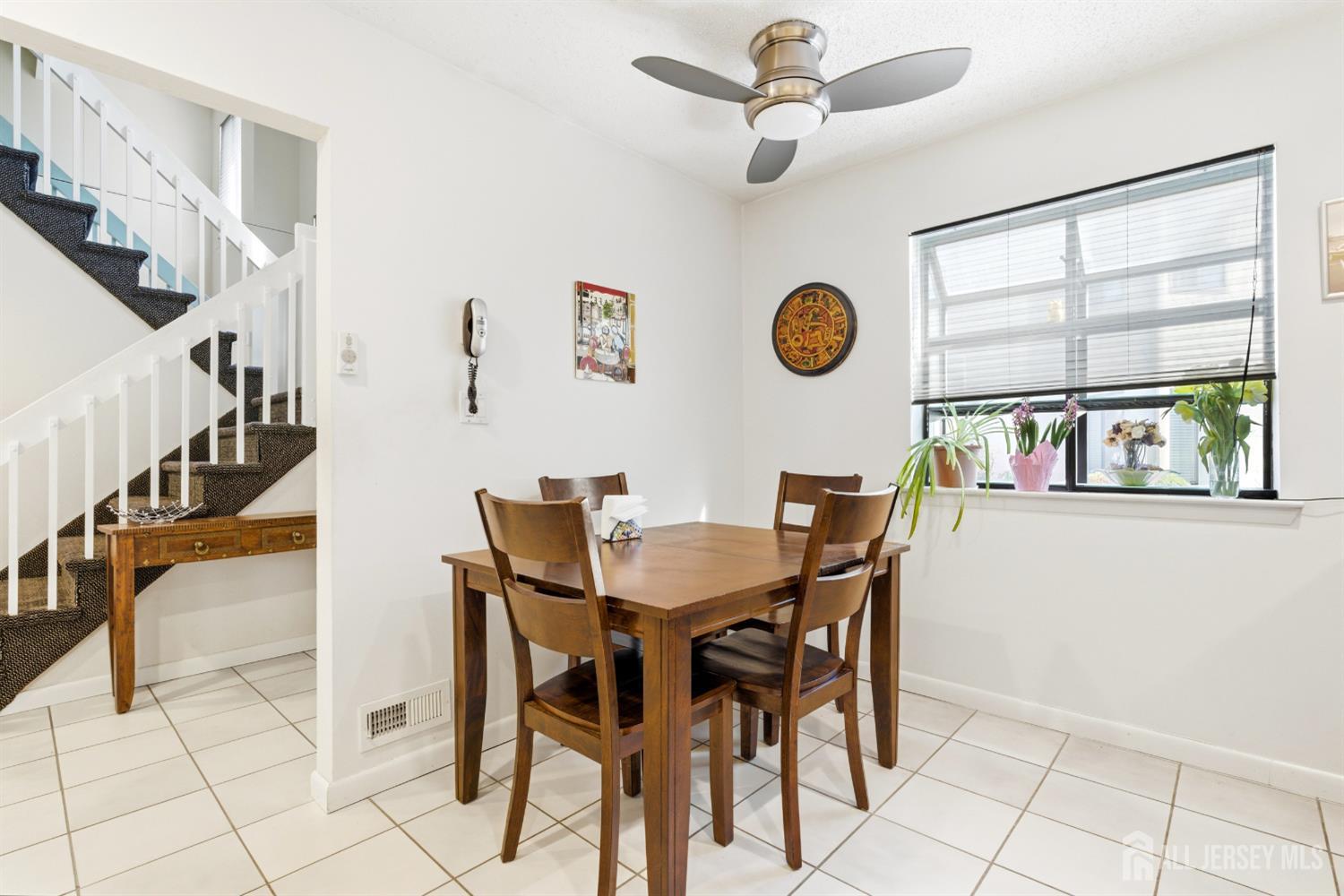 38 Carriage Place Edison, NJ 08820 - Photo 17 of 38
