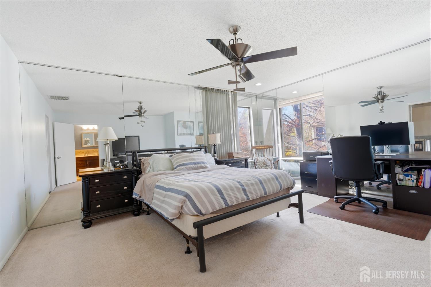 38 Carriage Place Edison, NJ 08820 - Photo 20 of 38