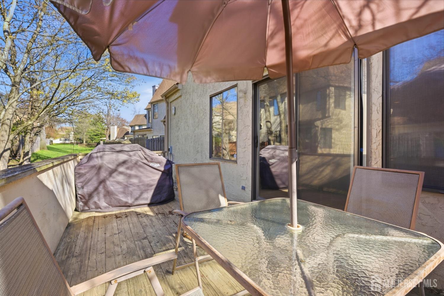 38 Carriage Place Edison, NJ 08820 - Photo 35 of 38