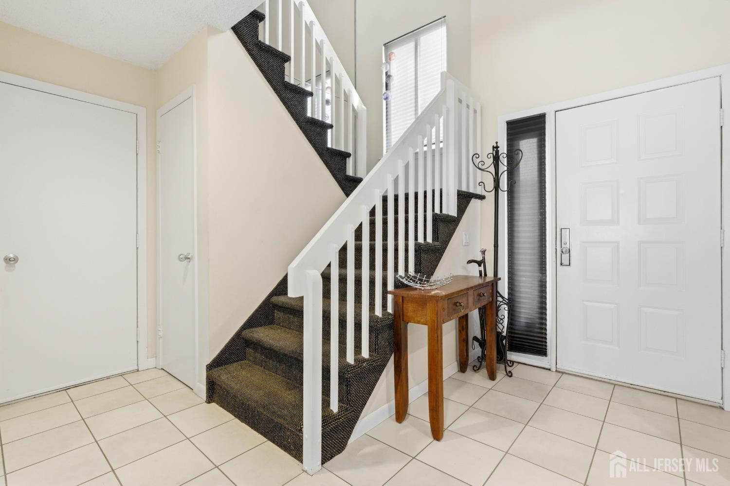 38 Carriage Place Edison, NJ 08820 - Photo 5 of 38