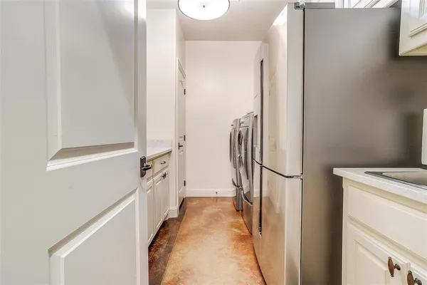 a view of a walk in closet