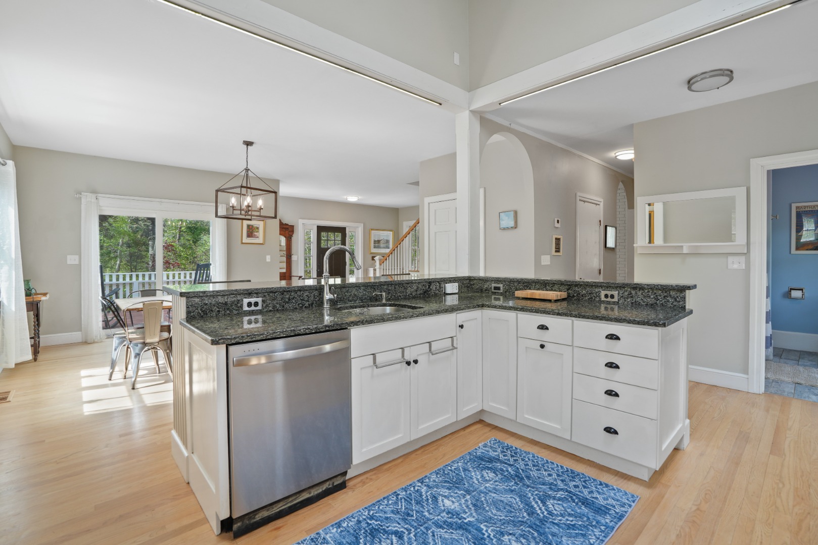 10 North Bog Road Edgartown, MA 02539 - Photo 13 of 37