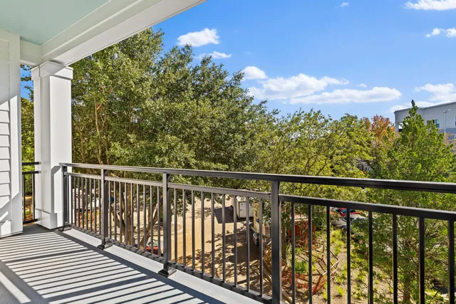 $799,000 | 200 River Landing Drive, Unit 210D, Daniel Island, SC 29492