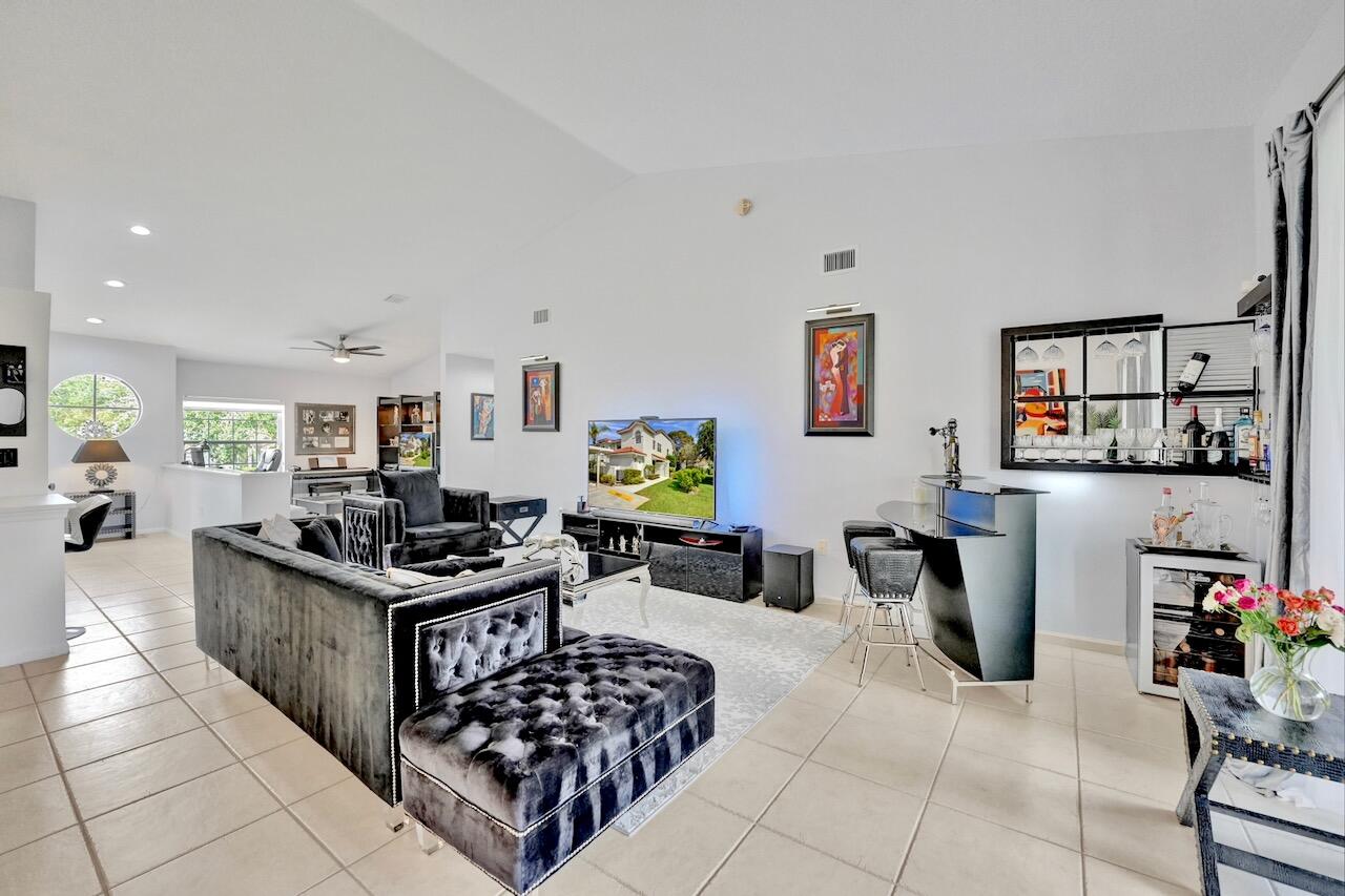 7669 Springwater Place, Unit 202 Boynton Beach, FL 33437 - Photo 23 of 60 7669 Springwater - 38