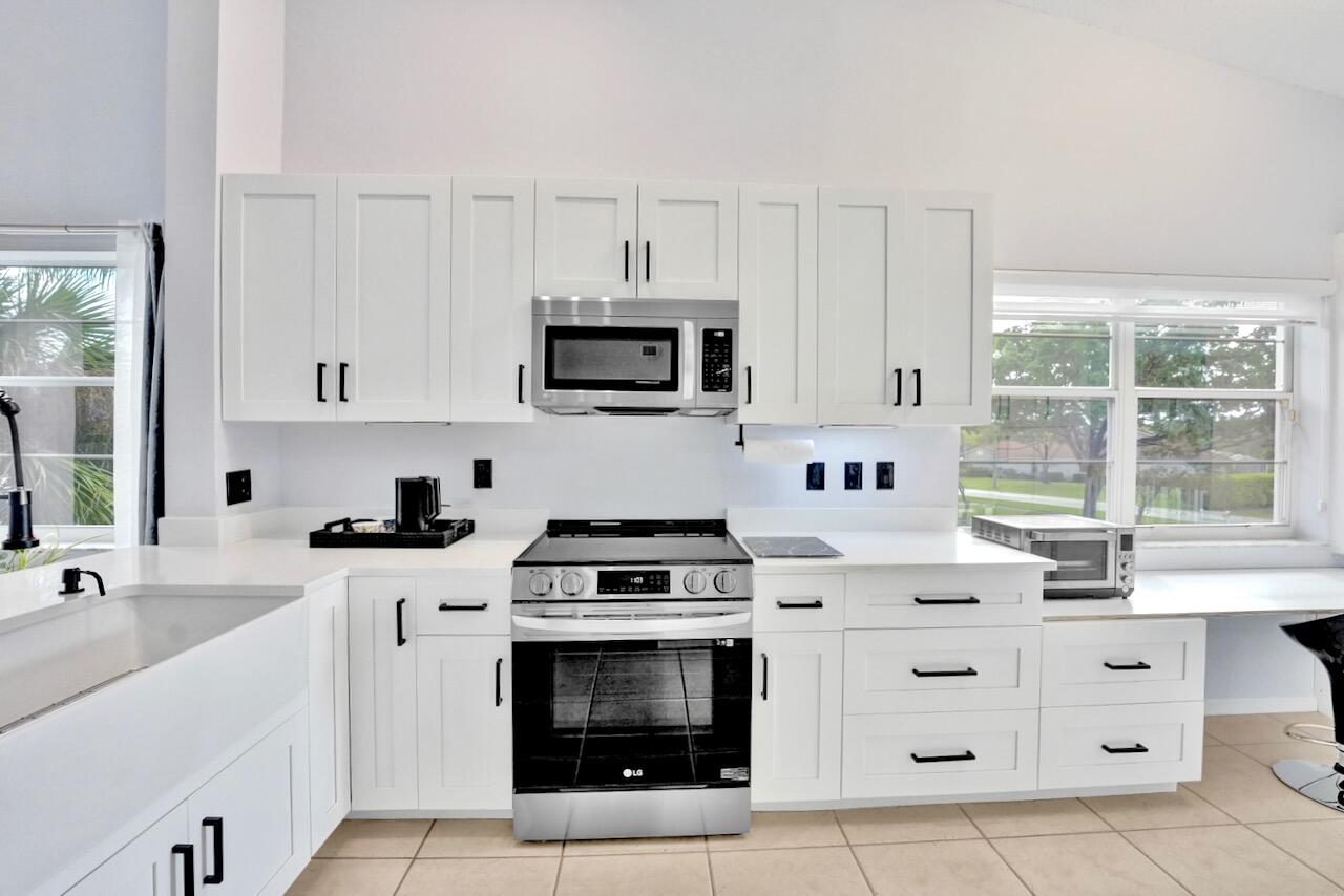 7669 Springwater Place, Unit 202 Boynton Beach, FL 33437 - Photo 31 of 60 7669 Springwater - 21